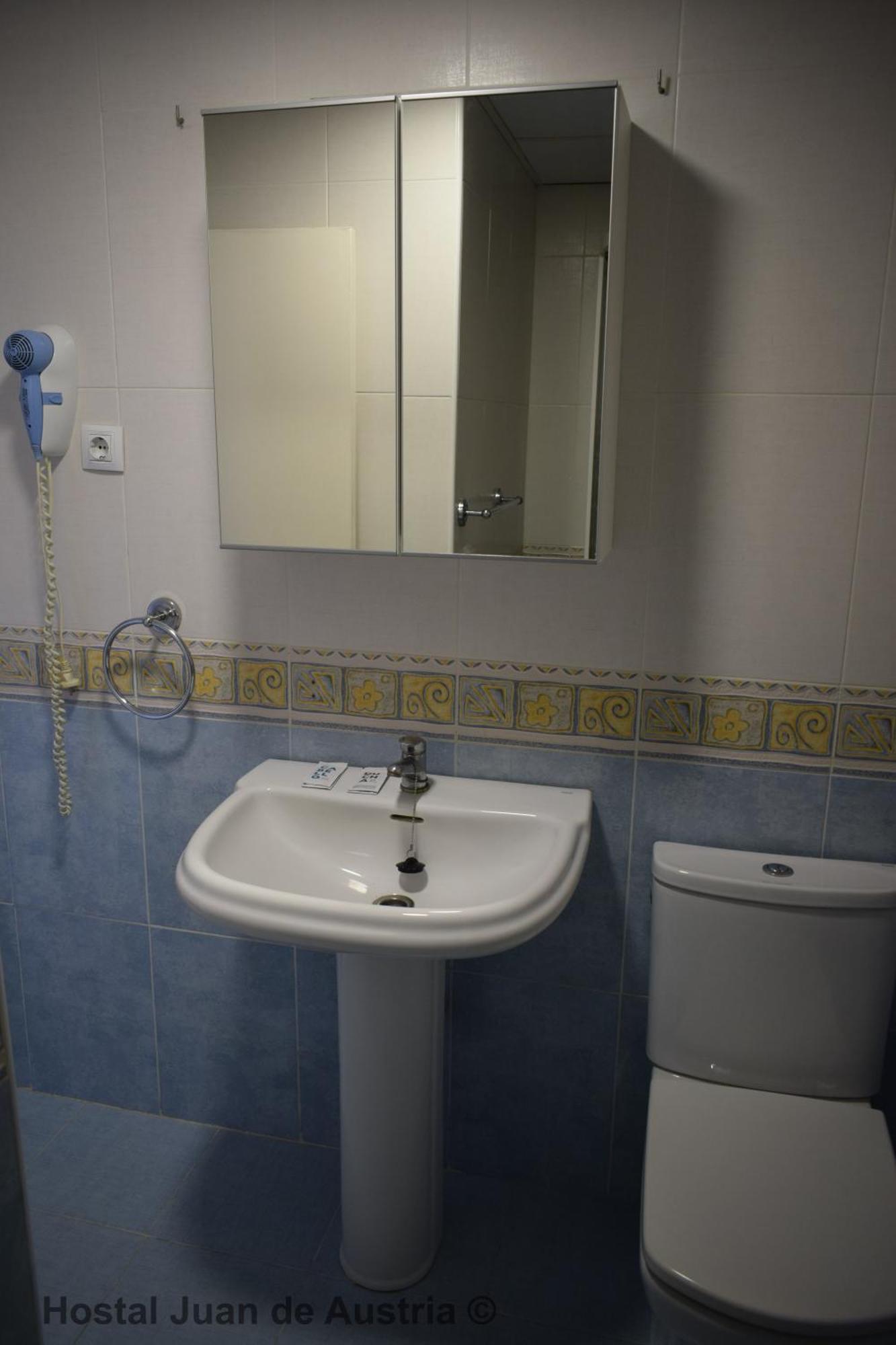 Hostales Juan De Austria I & II Aguadulce  Bilik gambar