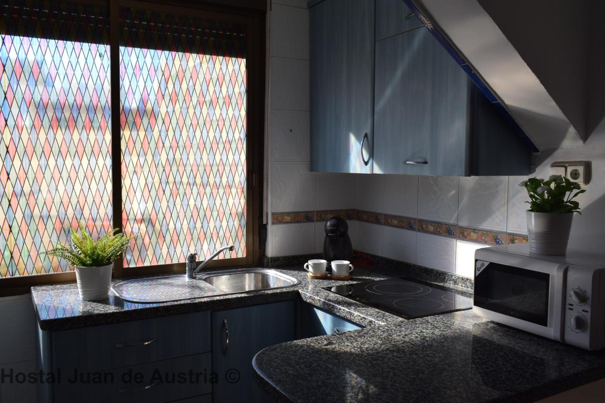 Hostales Juan De Austria I & II Aguadulce  Bilik gambar